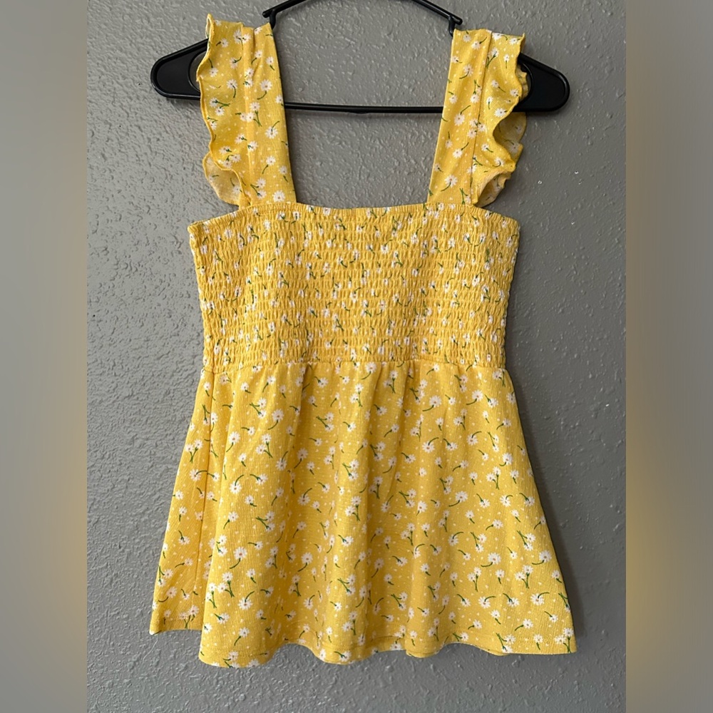 Love + Joy Yellow Ruffled Sleeve Daisy Summer Top Size S" NWOT Juniors Tank Top - Picture 8 of 11